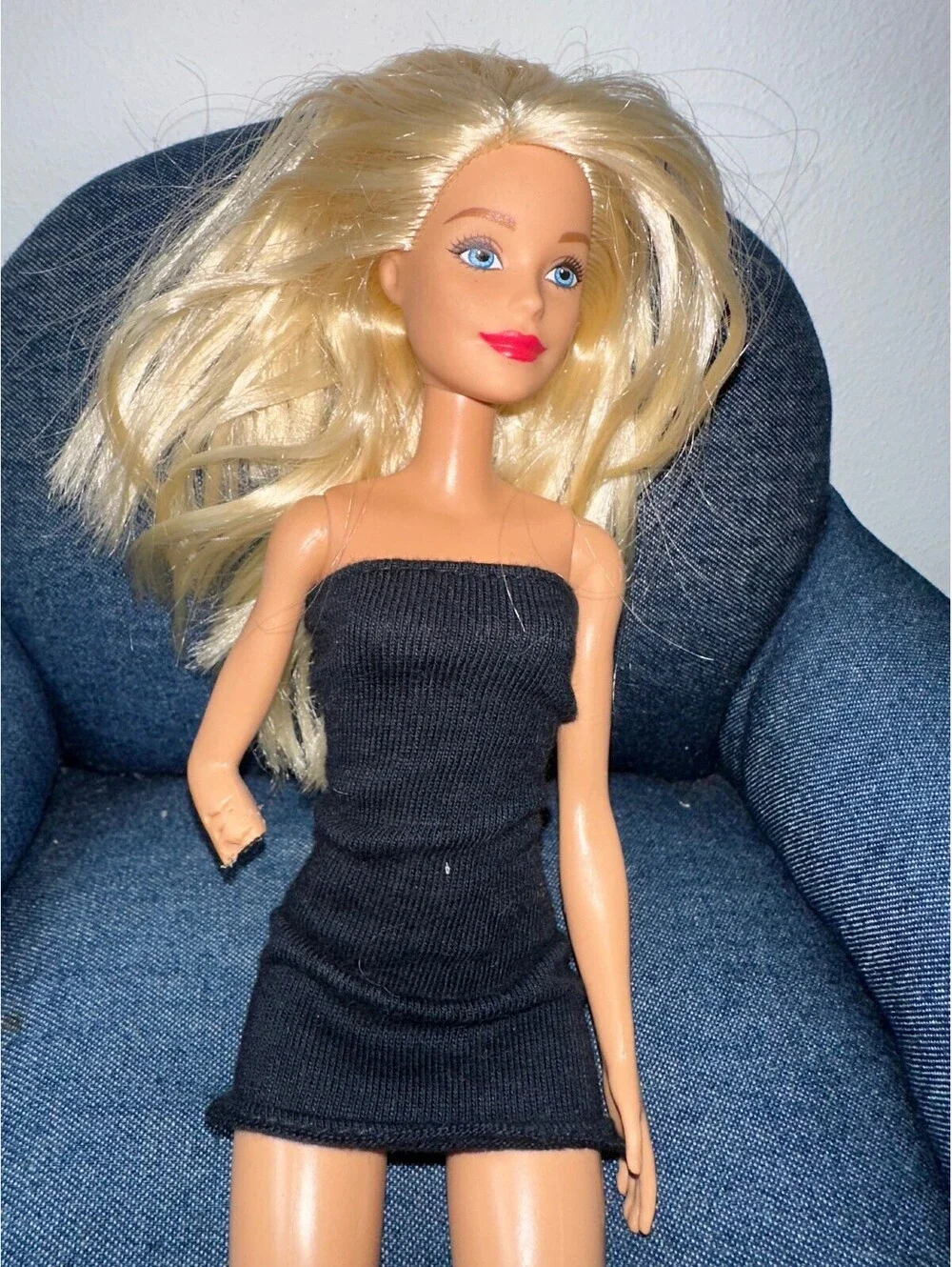 Barbie Doll in Black Strapless Dress *missing part of arm*